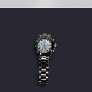 Stylish Two-Tone Watch with White Face